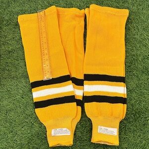 Junior hockey socks Yellow and Black Striped 22-23 inch NEW - 2 pairs